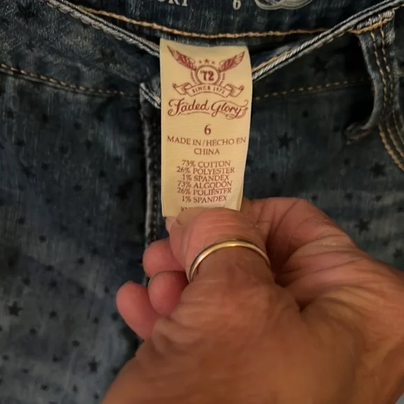 Dungaree shorts with white stars ,, - Picture 3 of 5